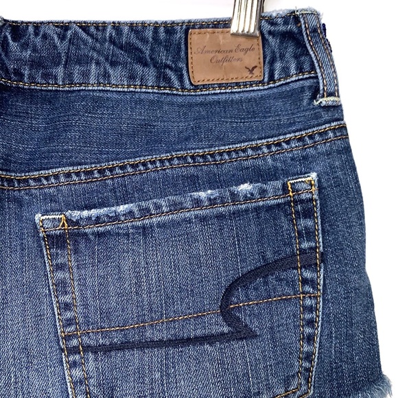 AMERICAN EAGLE OUTFITTERS AEO Denim Blue Beaded Detail Ripped Cutoff Shorts 2 - Picture 4 of 6